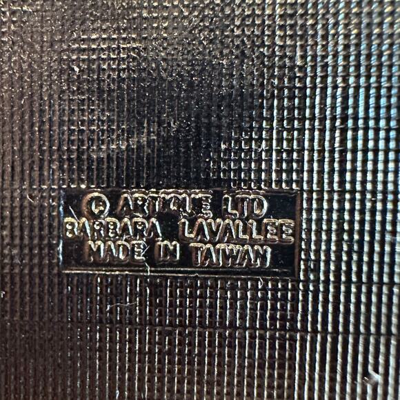 Barbara Lavallee Alaskan Enamel Mask Brooch Pin - Picture 3 of 3